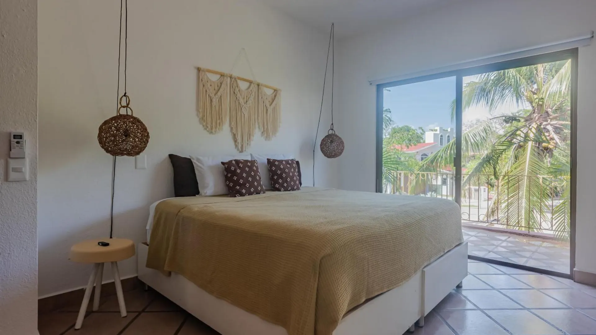 Espacioso Apartamento Gardenias , Playacar 2Bdr 普拉亚卡门 0*,